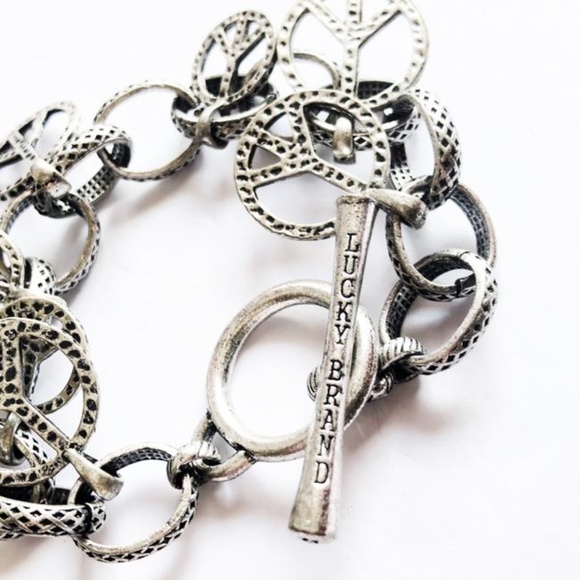 NEW Lucky Brand Silver Hammered Steel Peace Sign Charm Bracelet - Picture 5 of 5